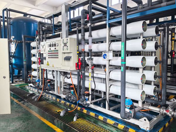 二手凈化水設(shè)備